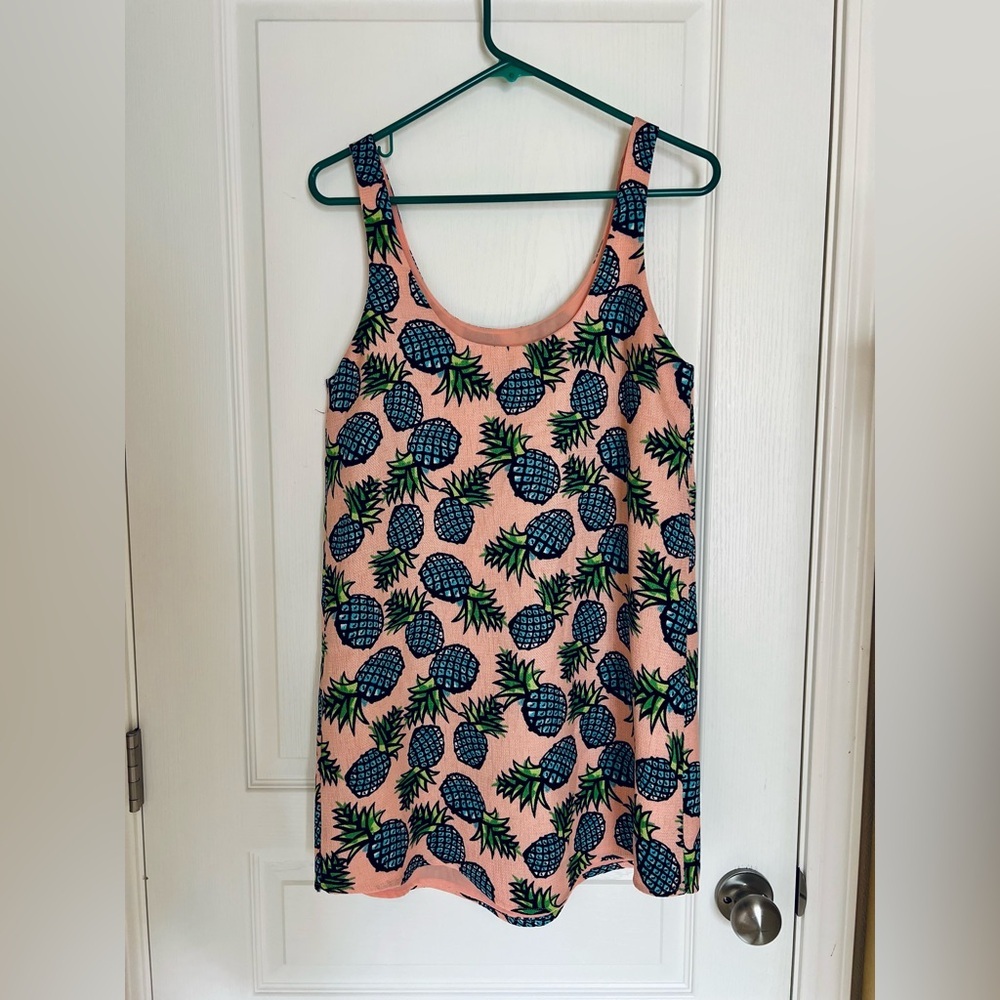 Blaque Label Textured Pink Tropical Pineapple Scoop Neck Sleeveless Shift Dress